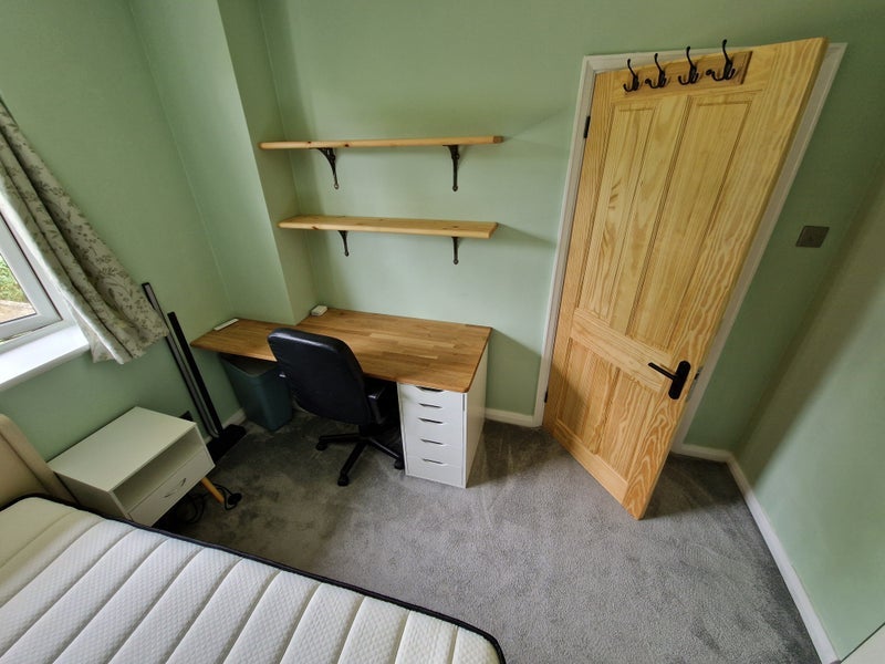 Room Wellington Gardens in Greater London