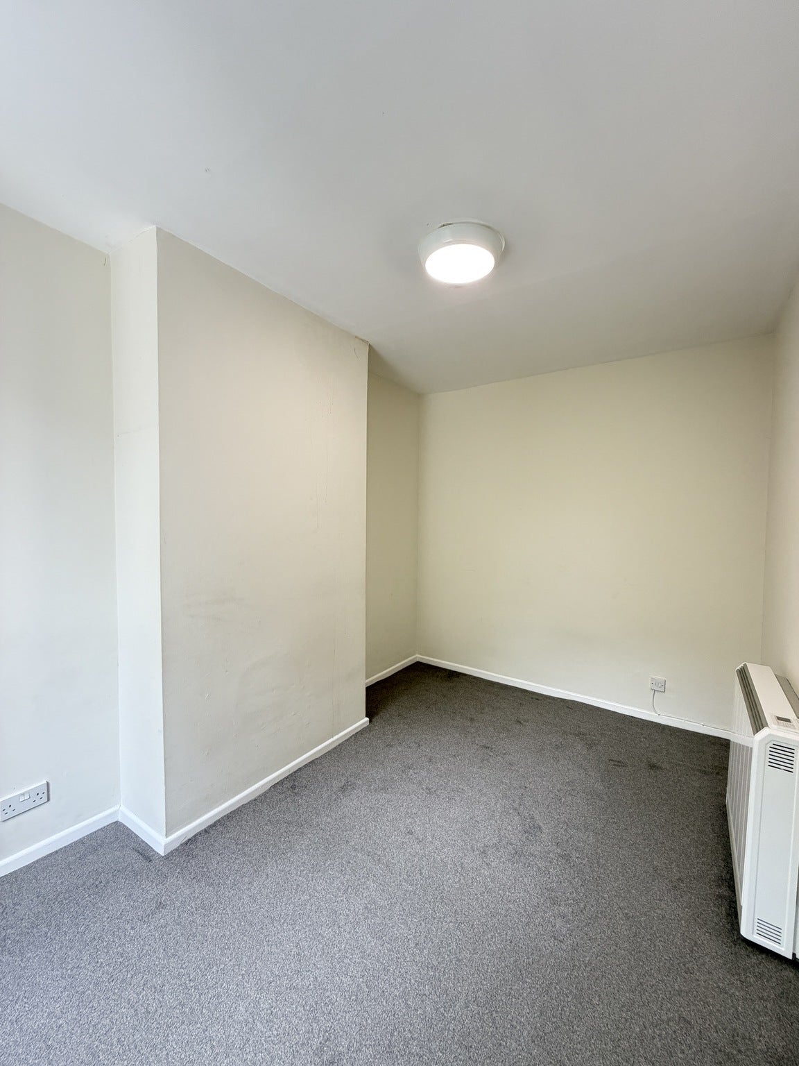 Flat Clarendon Street in Wolverhampton