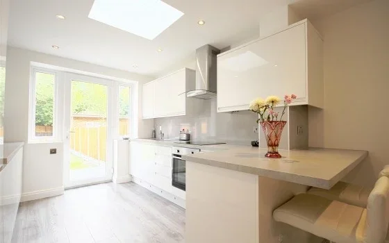 Room Langley Crescent in Greater London