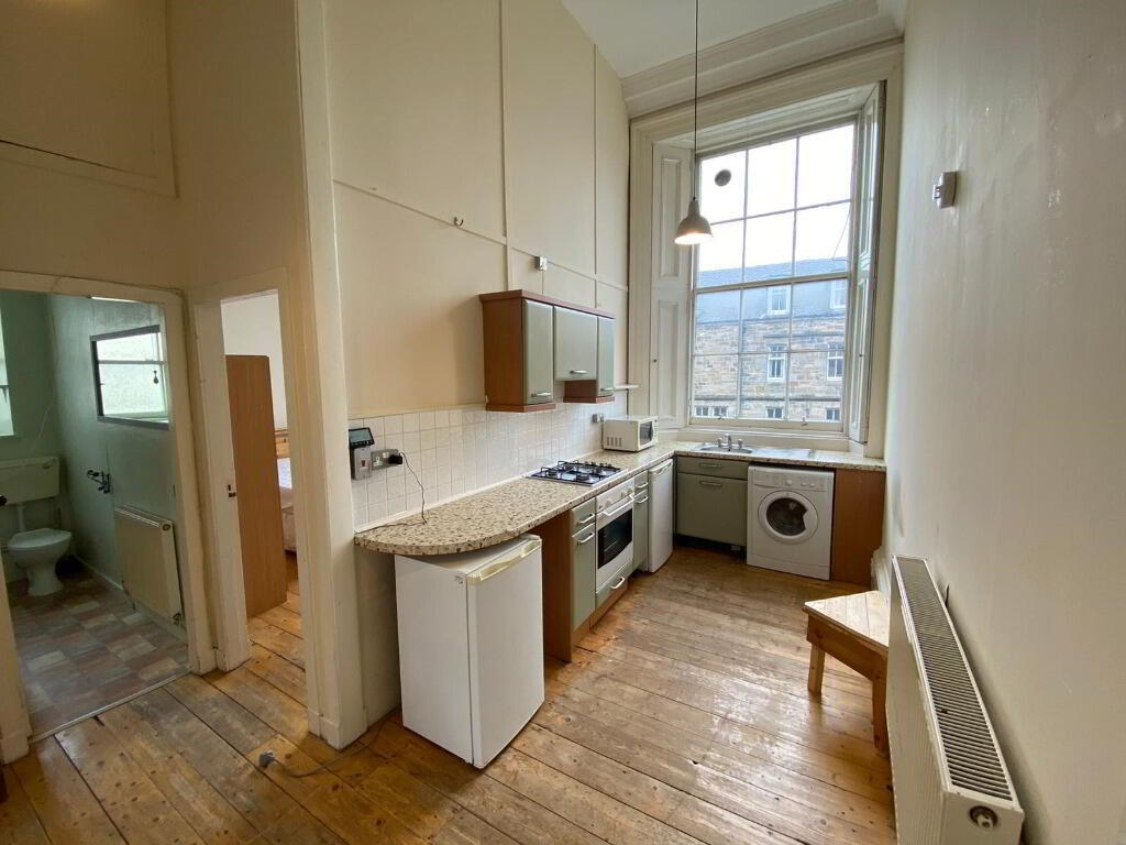 Flat New Mart Road in City of Edinburgh