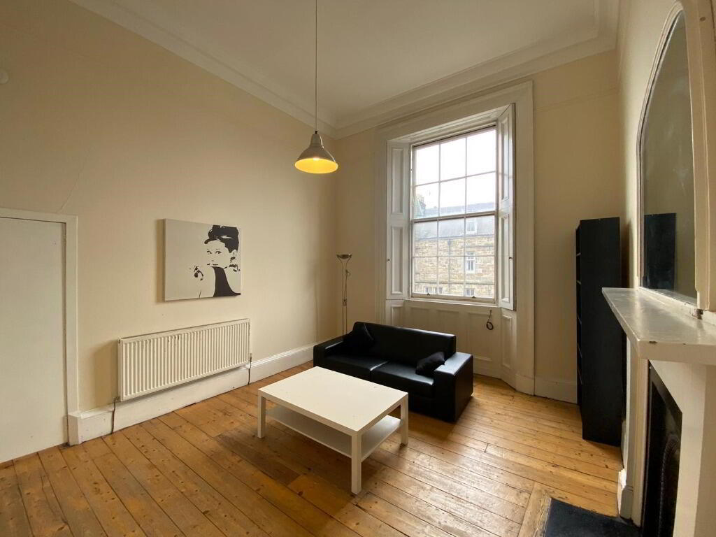Flat New Mart Road in City of Edinburgh