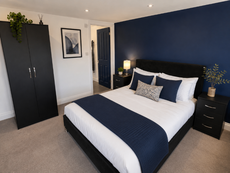 Room Clarendon Road in Luton