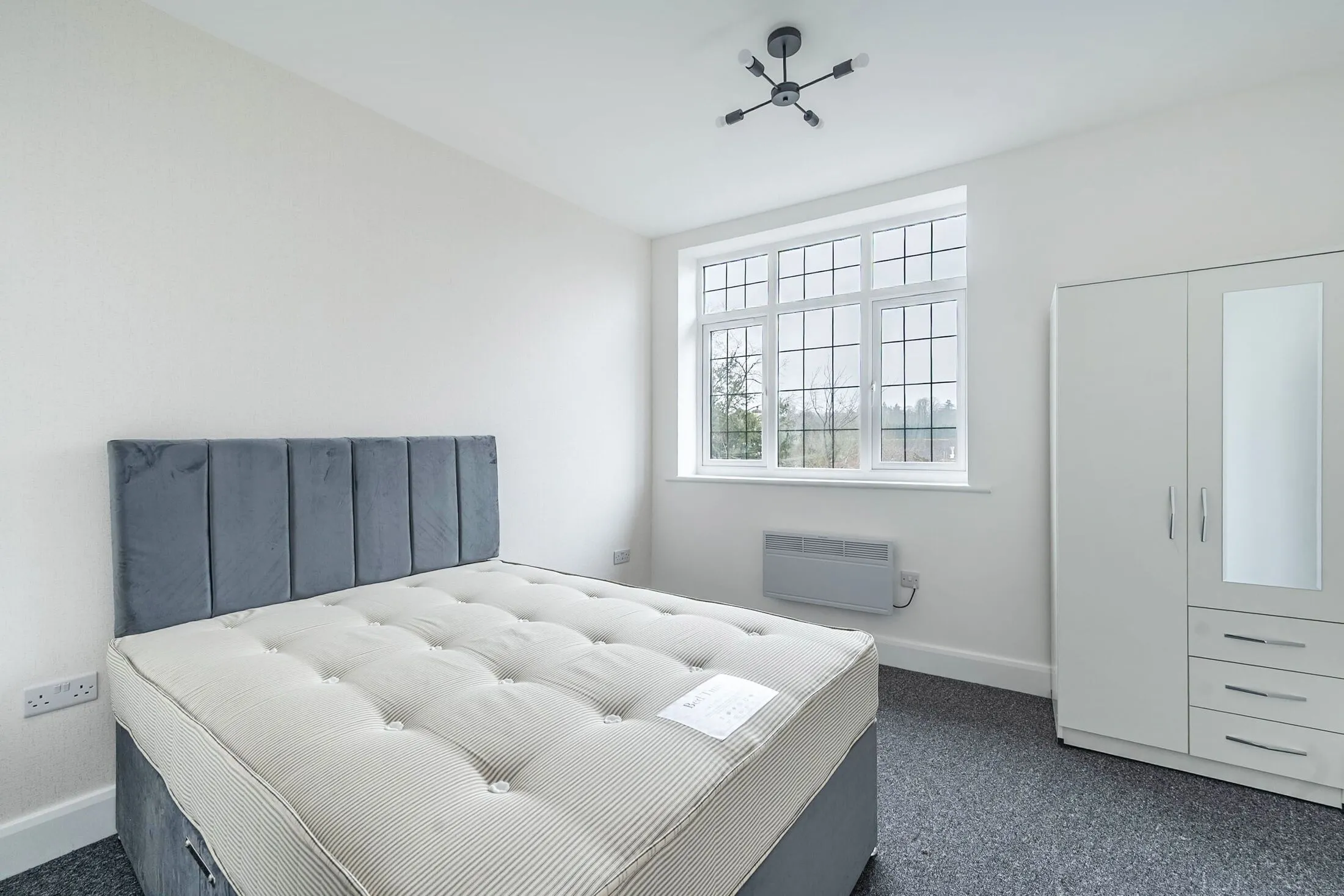 Room High Street in Hertsmere