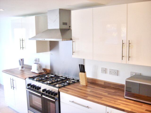 Room King Edward Road in Maidstone