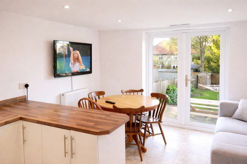 Room King Edward Road in Maidstone
