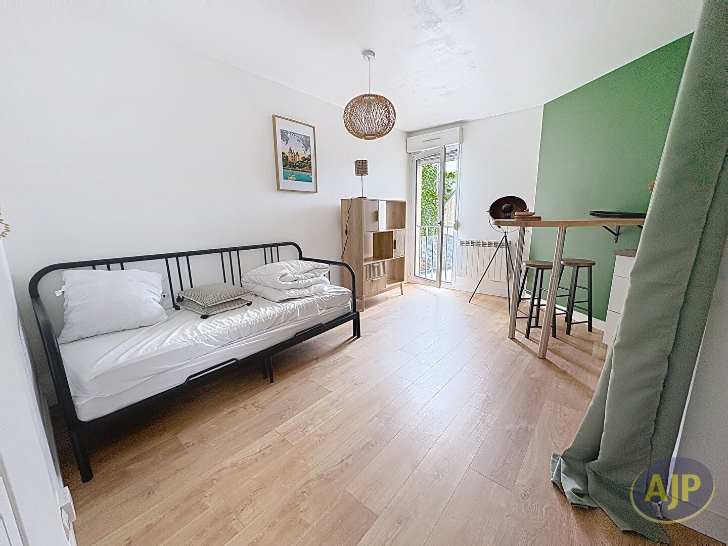 Appartement D 52 à Val-Fouzon