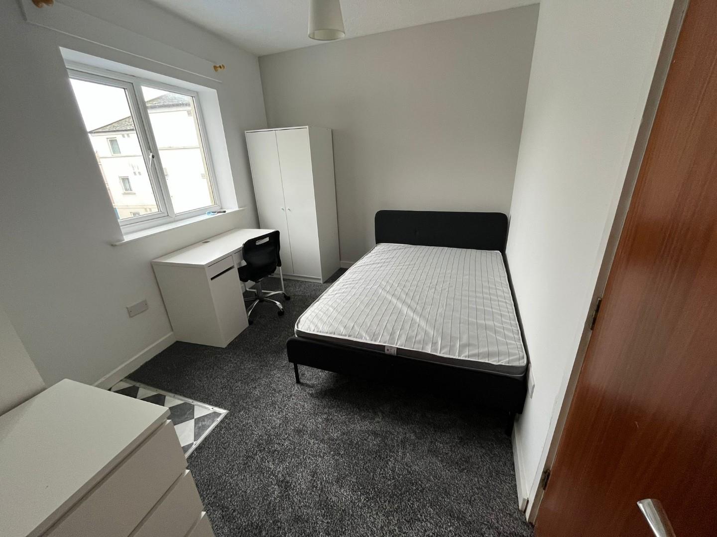 Flat Gilwell Street in Plymouth
