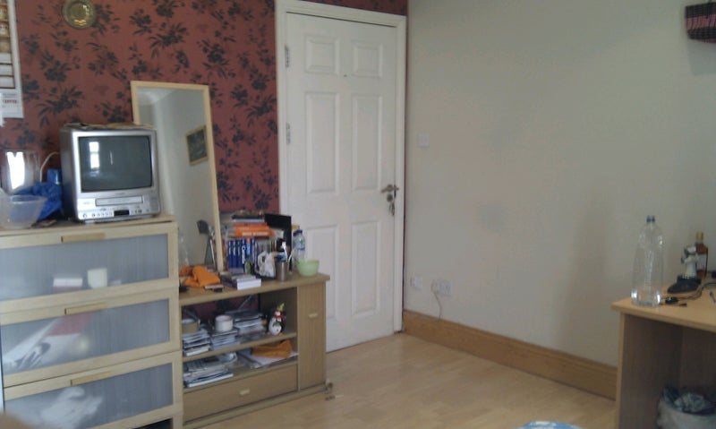 Room Chalkhill Road in Greater London