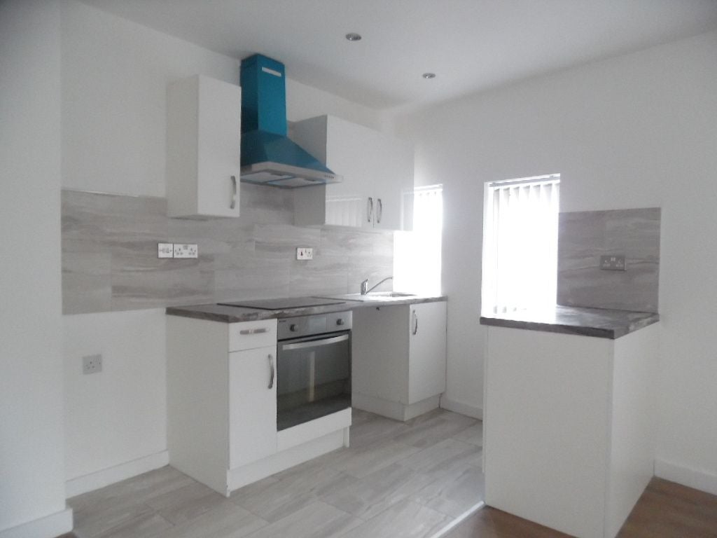 Flat Aintree Road in Bootle