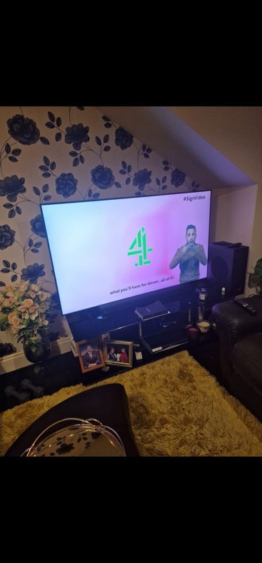 Room Woolcombers Way in Bradford