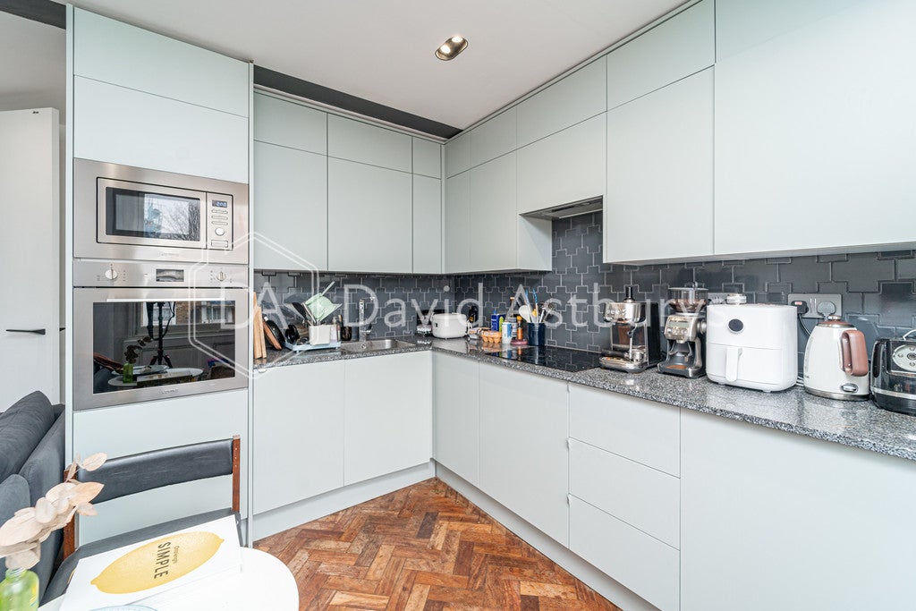 Flat Mildmay Grove North in Greater London