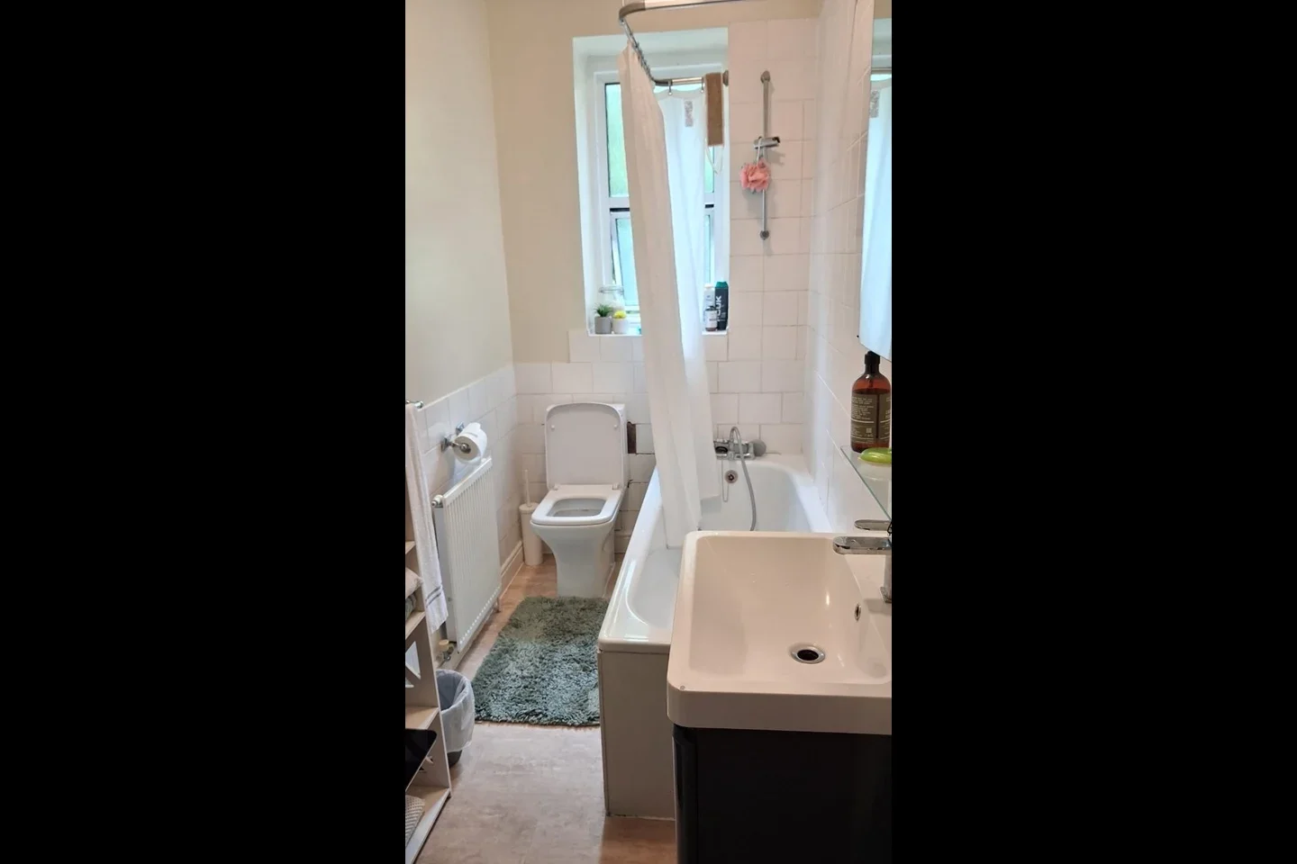 Room Alfred Road in Greater London