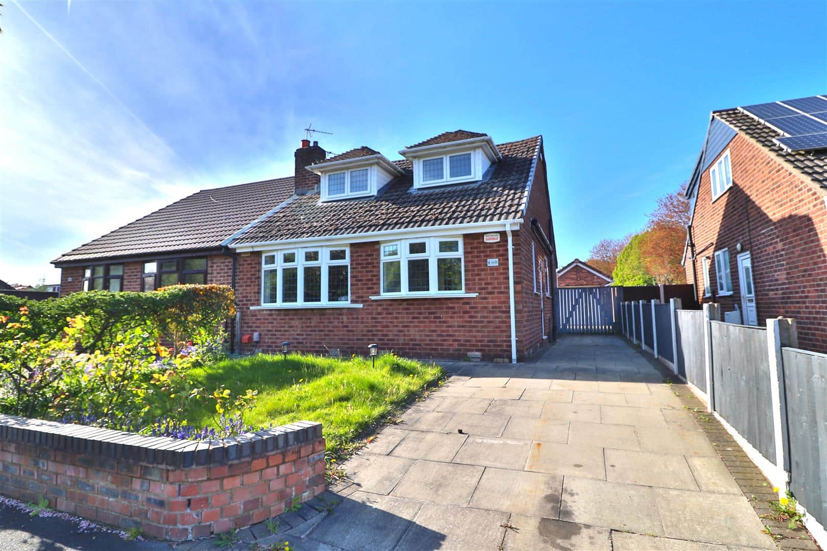 House Gainsborough Road in Warrington