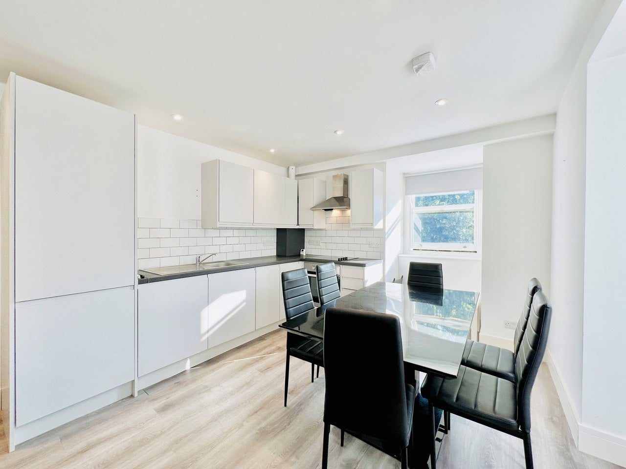 Flat Sidney Road in Greater London