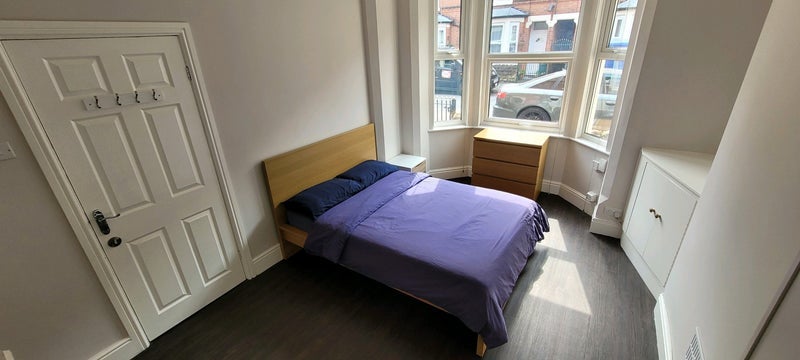 Room Wilford Crescent East in Nottingham