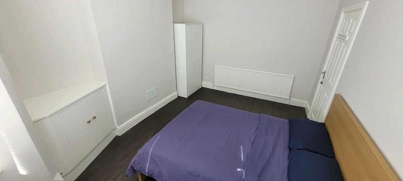 Room Wilford Crescent East in Nottingham