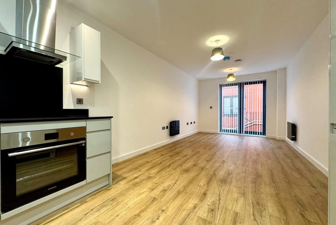 Flat Camden Drive in Birmingham
