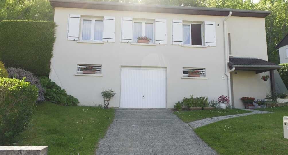 House Rue du Faubourg de Pierre in Charleville-Mézières