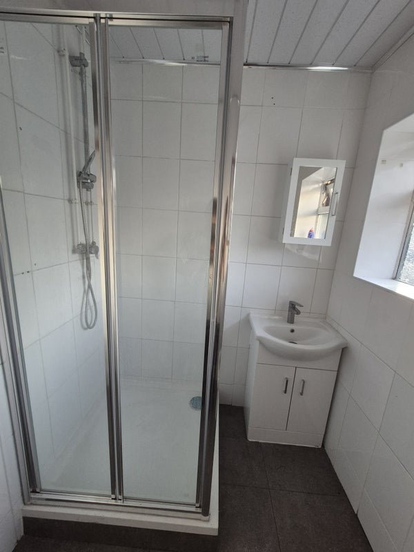 Room Sunninghill Drive in Nottingham