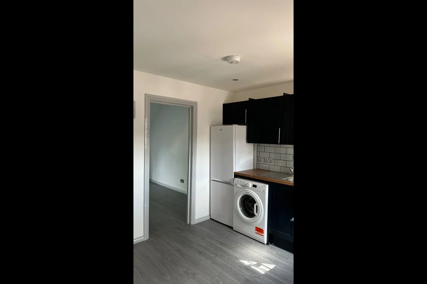 Flat Upper Green East in Greater London