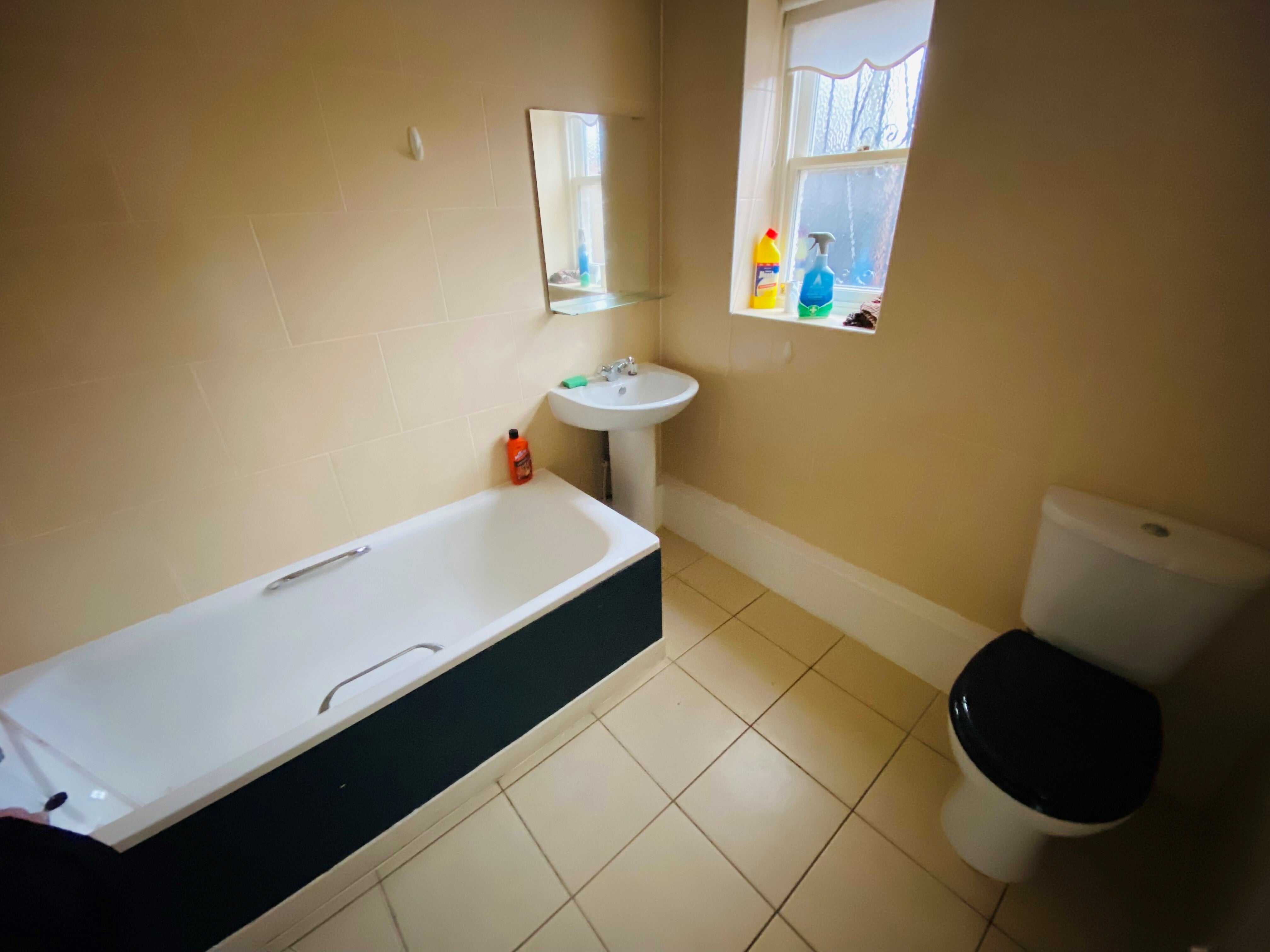 Flat Selborne Street in Liverpool