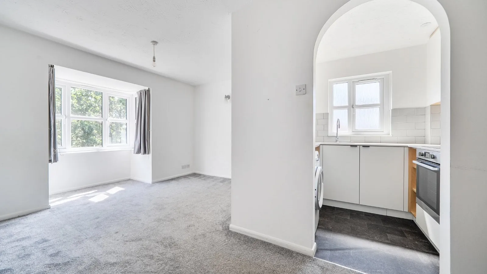 Flat St Pauls Rise in Greater London