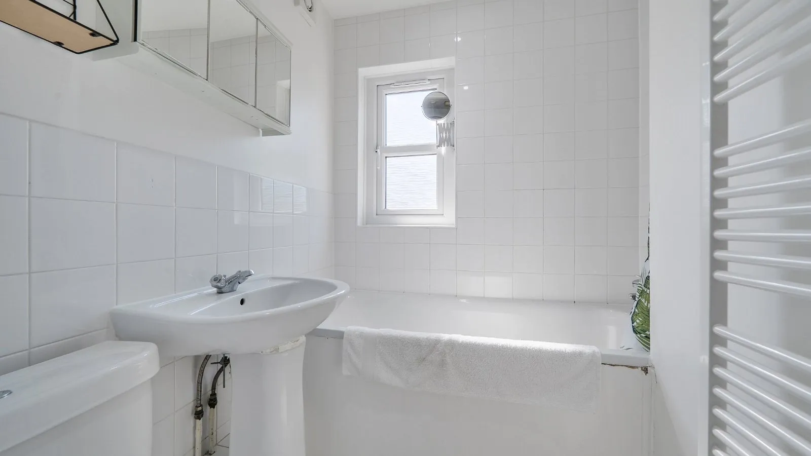 Flat St Pauls Rise in Greater London