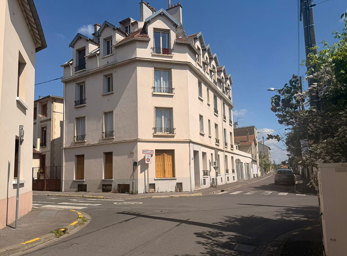 Flat Rue Karl Marx in Houilles