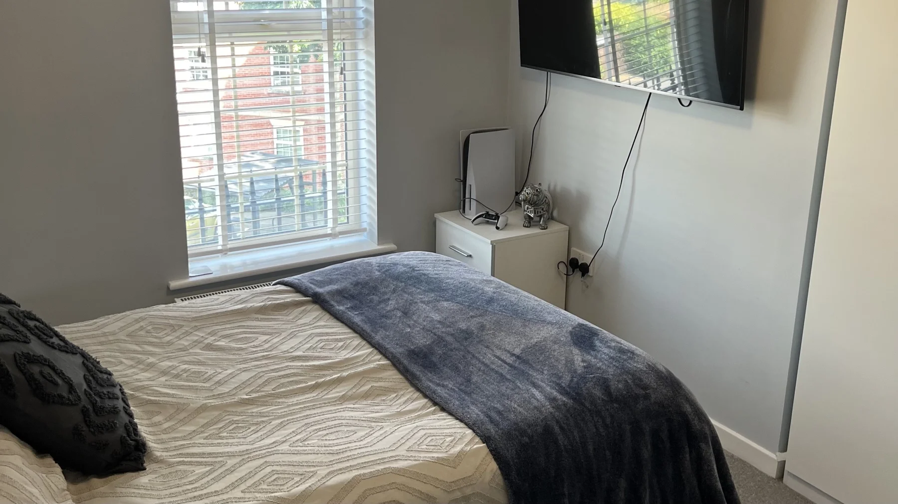 Flat Kirkby View in Sheffield