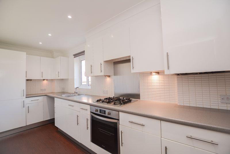 Flat Fielding Way in Southend-on-Sea