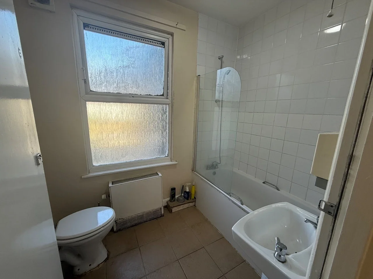 Room Hertford Road in Greater London