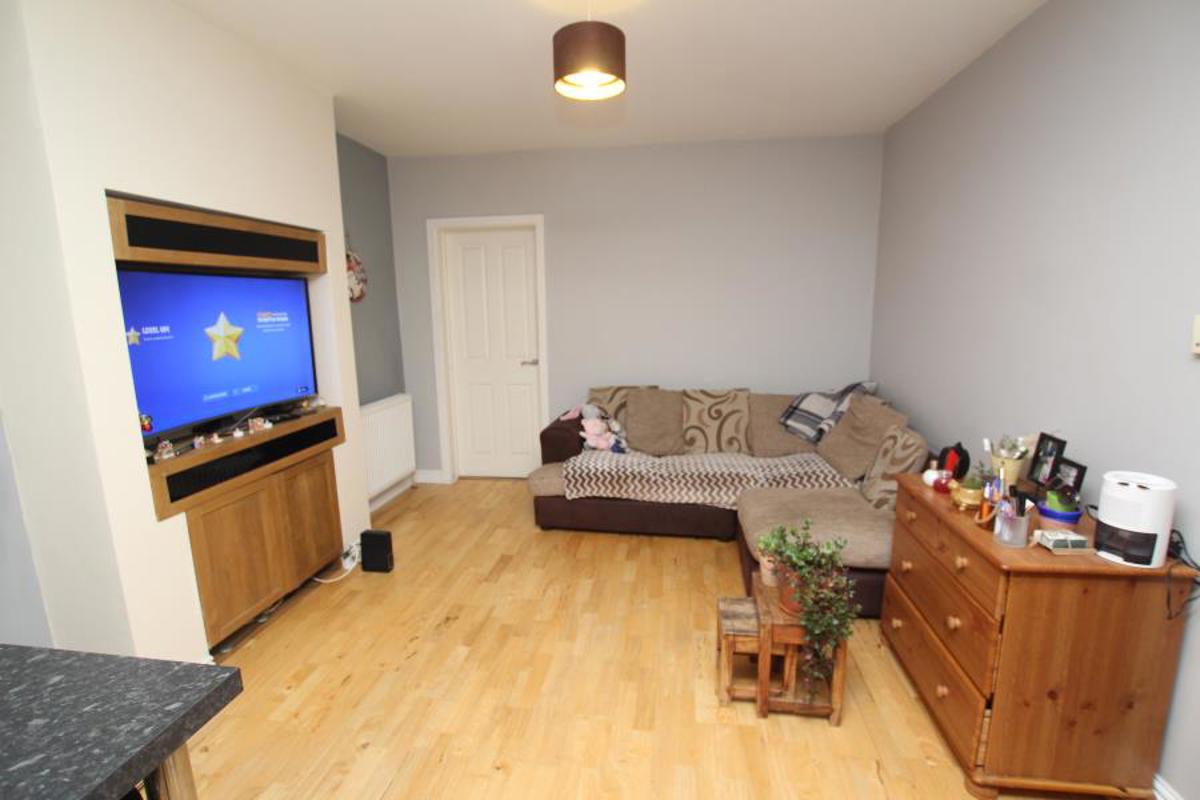 Flat Millward Grove in Bristol