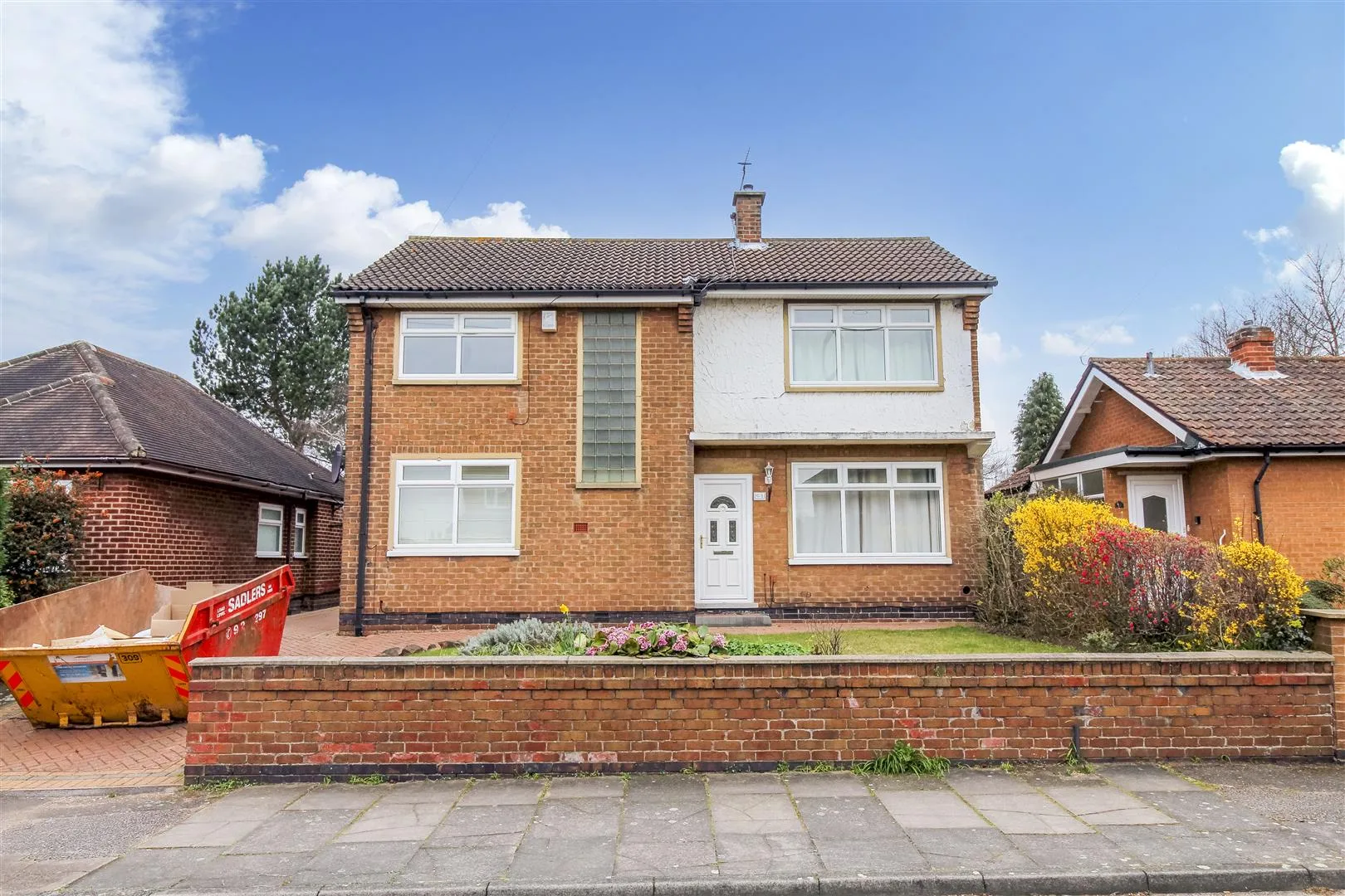 House Balmoral Drive in Nottingham