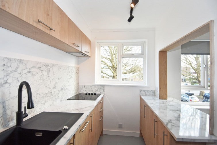 Flat Ferrymoor in Greater London