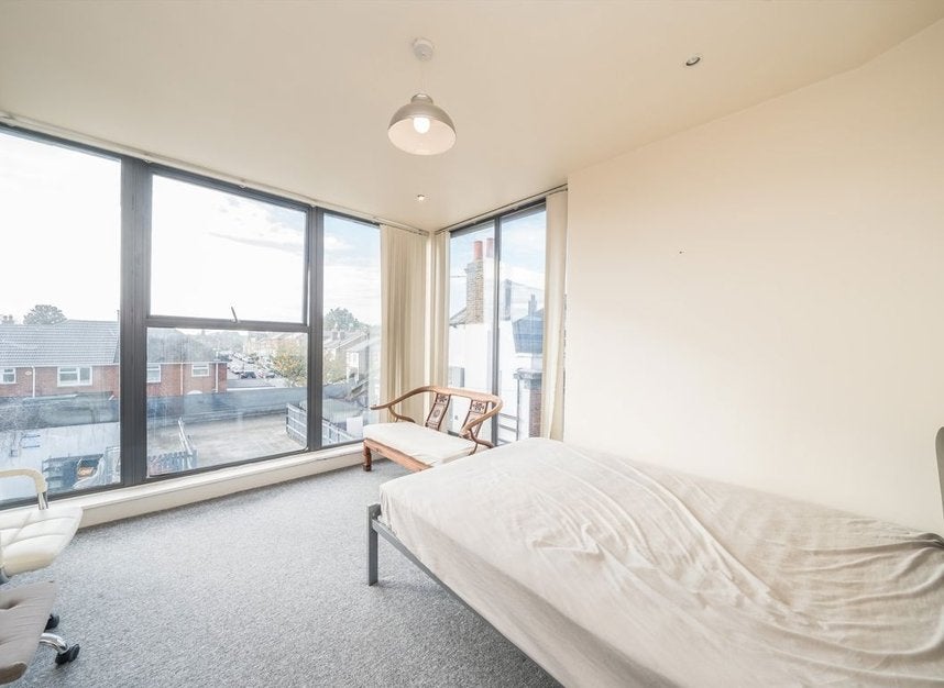 Flat South Street in Greater London