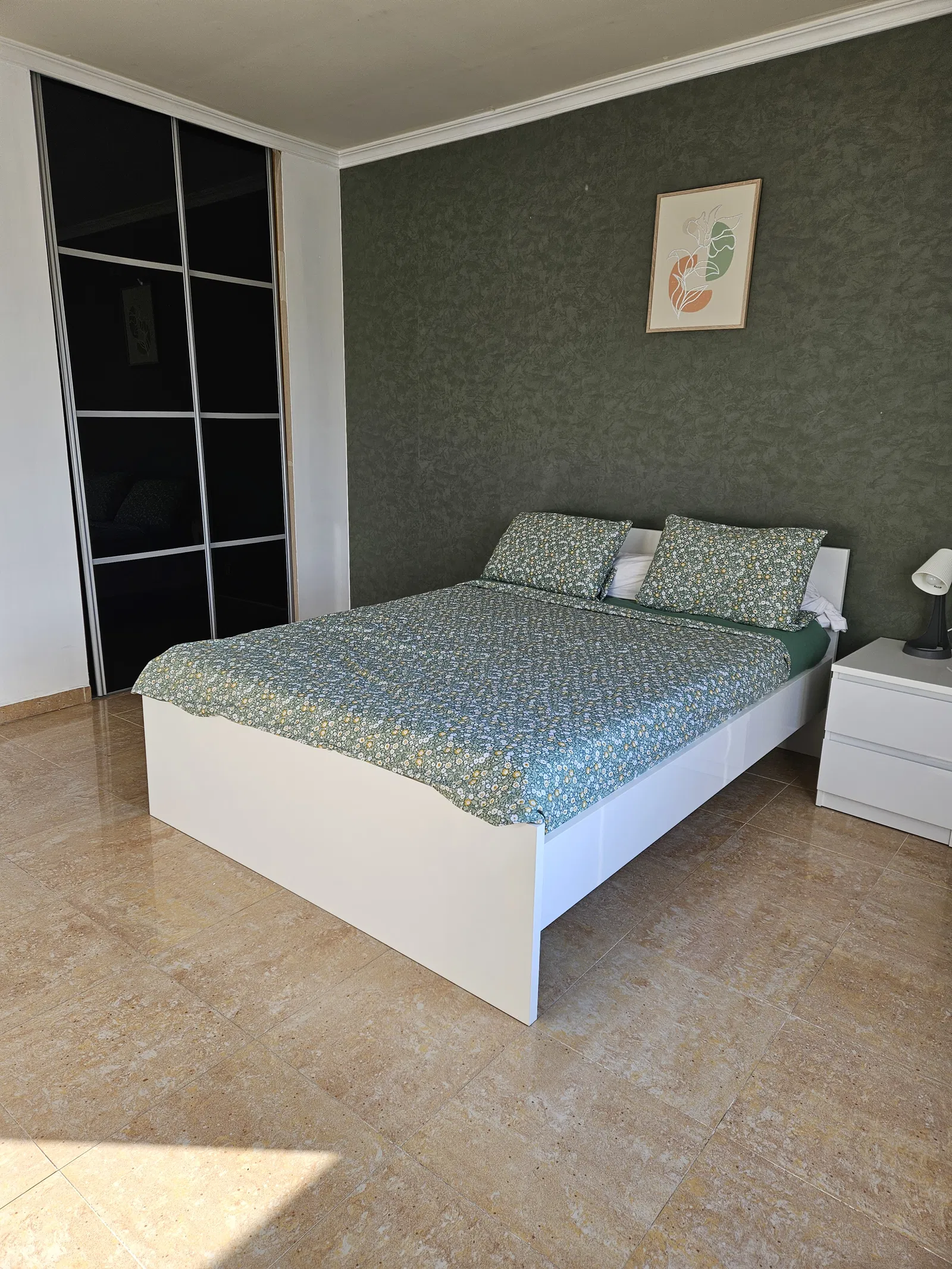 Room Place des Foulques in Olivet