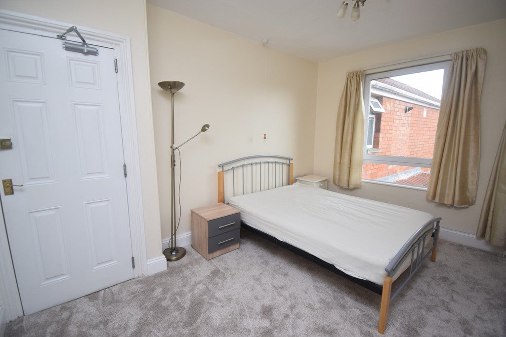 Flat Hamp Ward in Bridgwater
