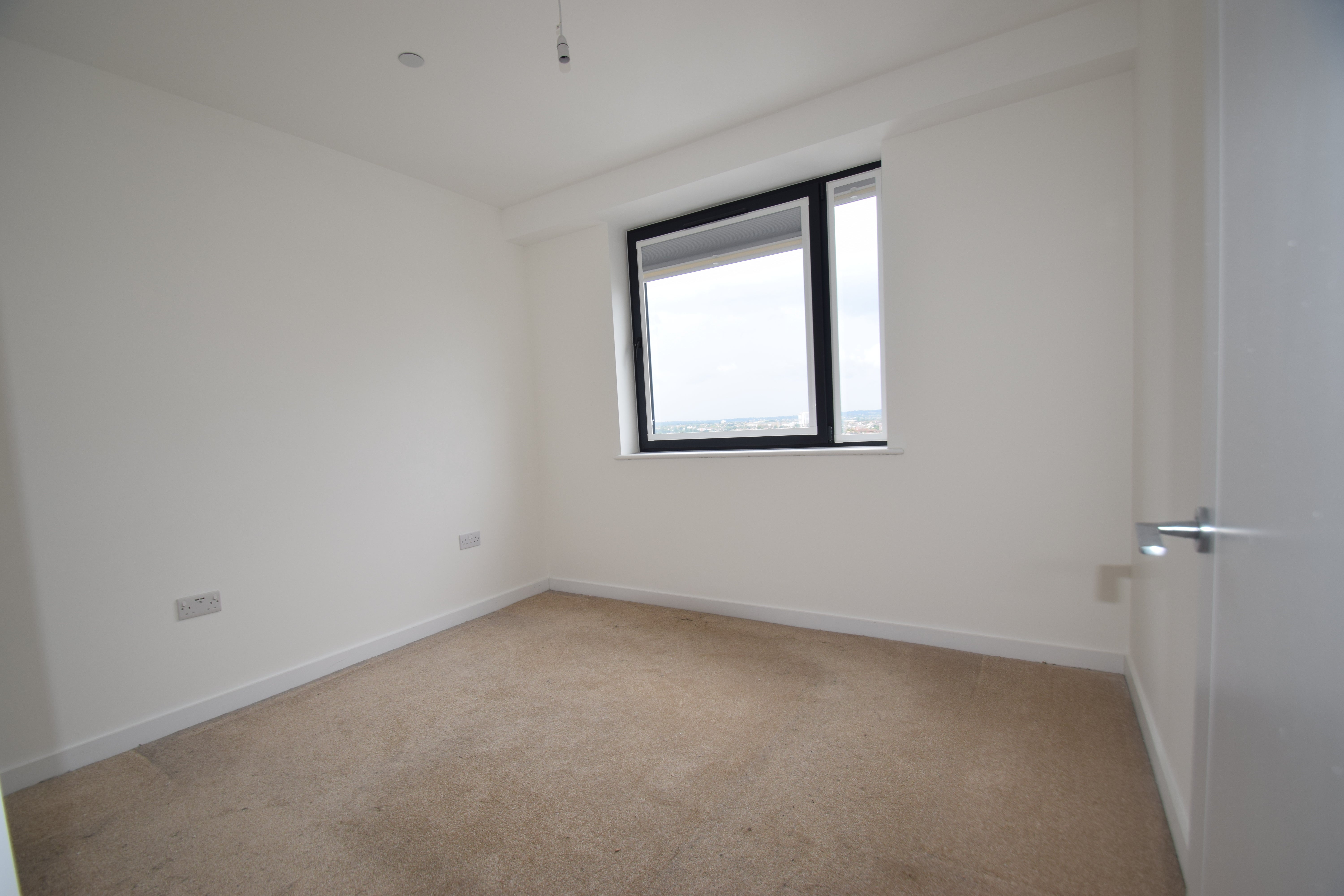 Flat Victoria Avenue in Southend-on-Sea