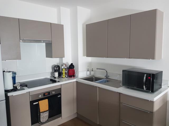 Flat Victoria Avenue in Southend-on-Sea