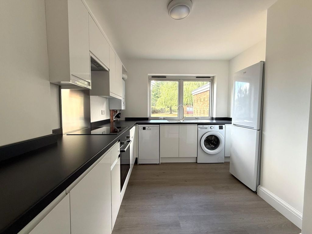 Flat Blunesfield in Hertsmere