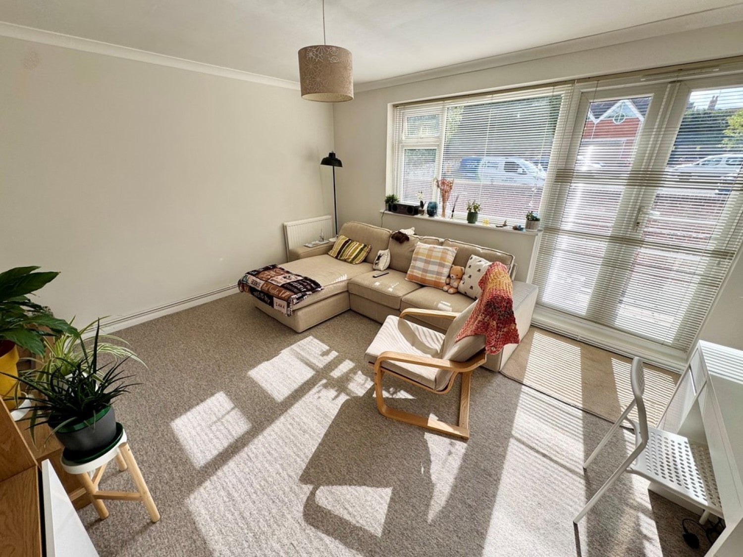Flat Epsom Road in Guildford