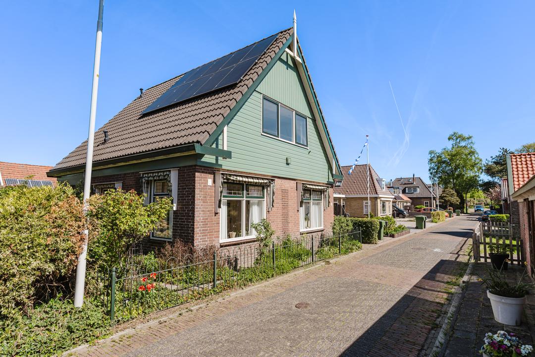 Vrijstaande woning te koop: Dorpsstraat 12, Haskerdijken