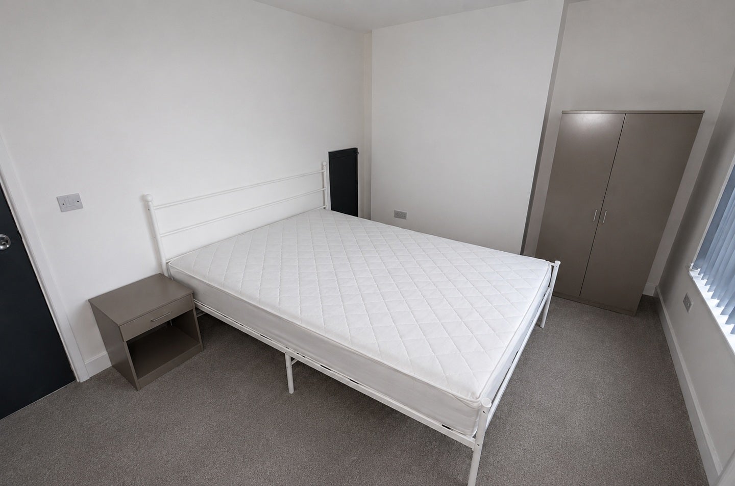 Room Brooke Street in Dudley
