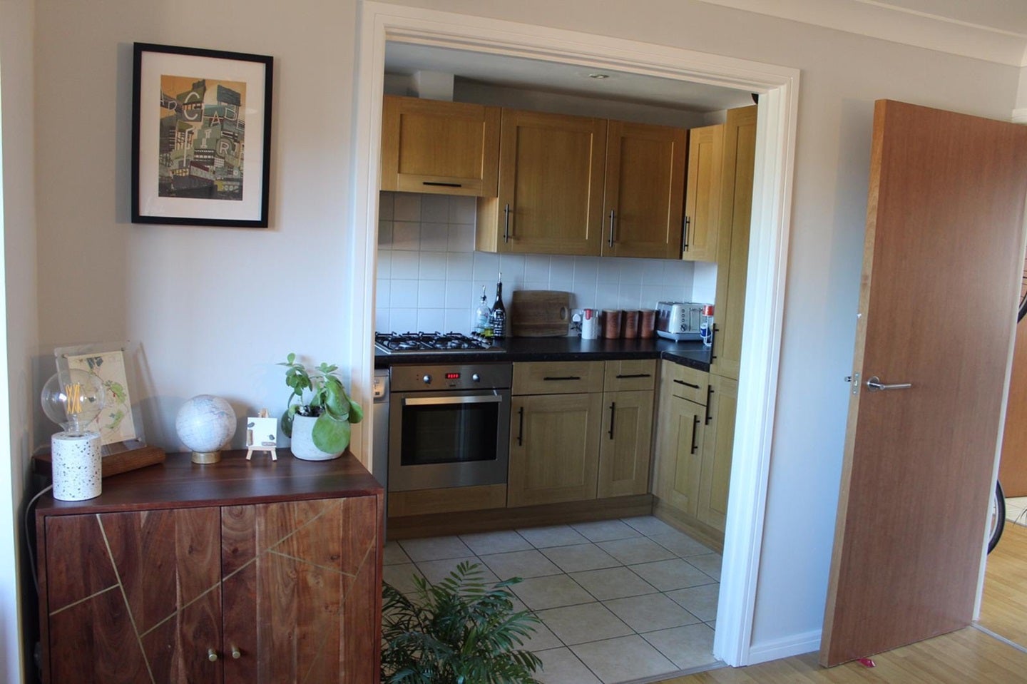 Flat Rendlesham Road in Greater London