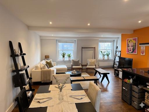 Room Chippenham Mews in City of Westminster