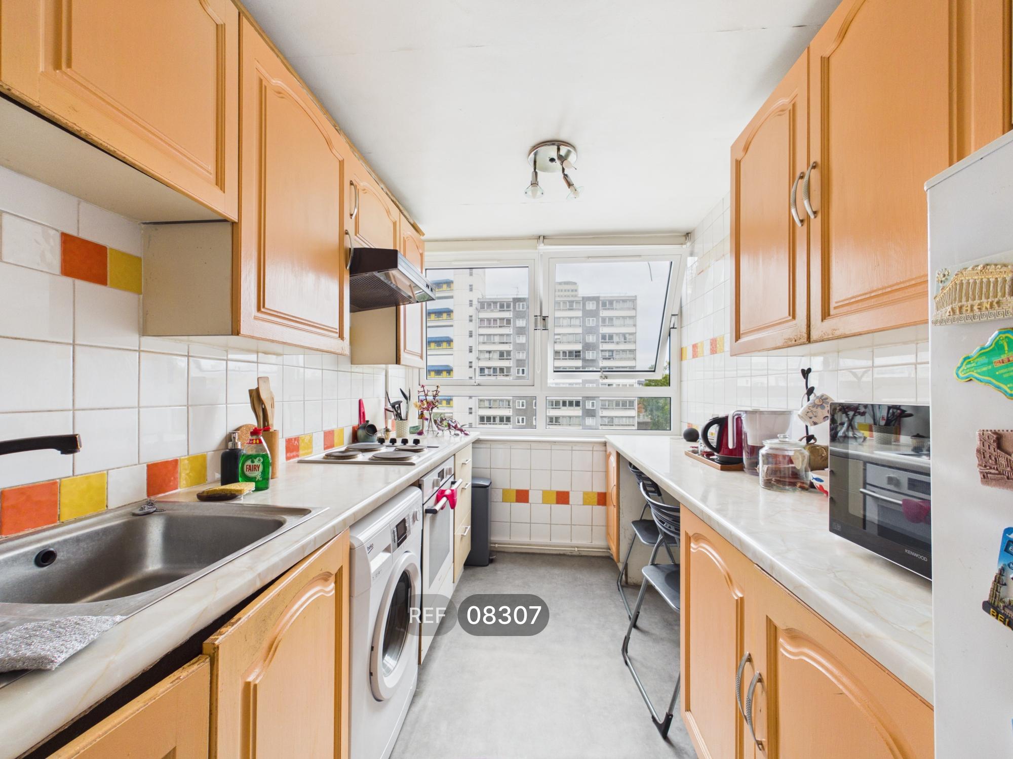 Flat Charlotte Despard Avenue in Greater London