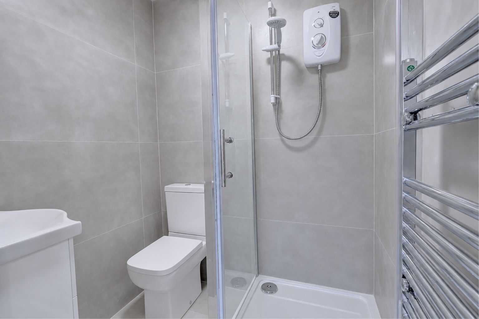 Flat Deeds Grove in High Wycombe