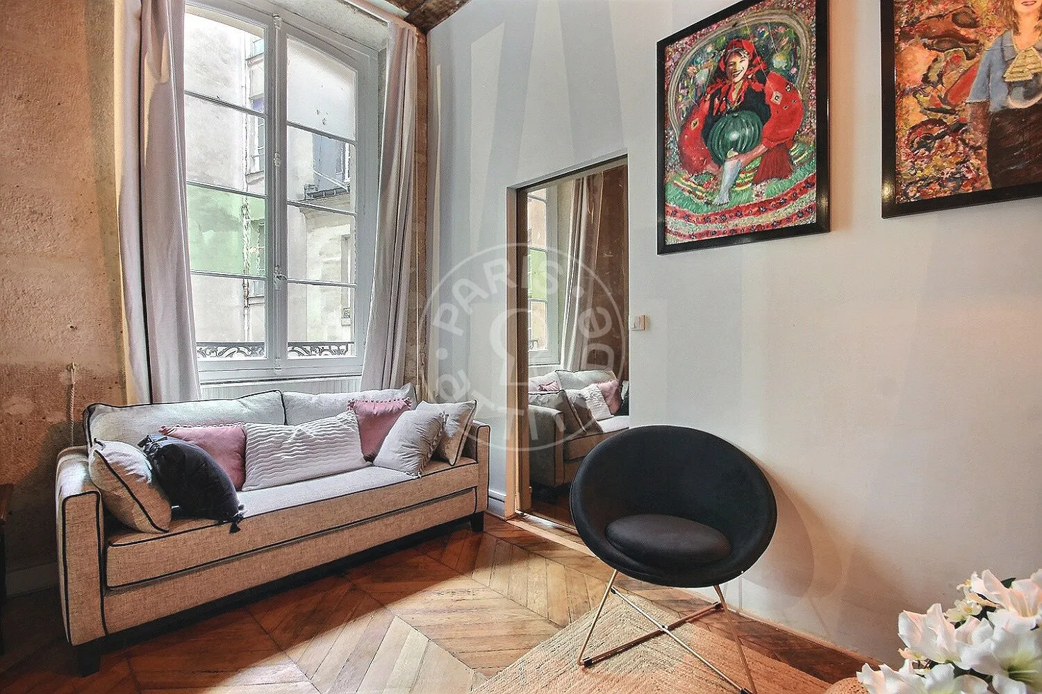 Flat Rue de Bourbon le Château in Paris