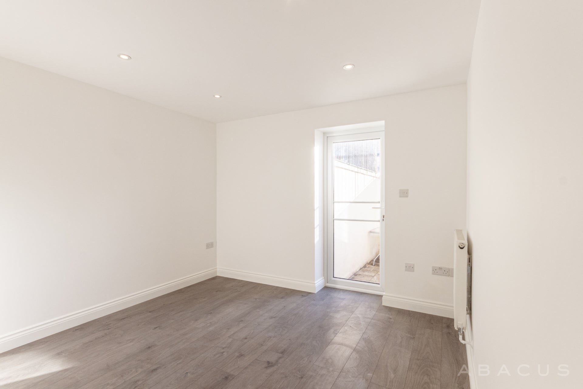 Flat Finchley Road in Greater London