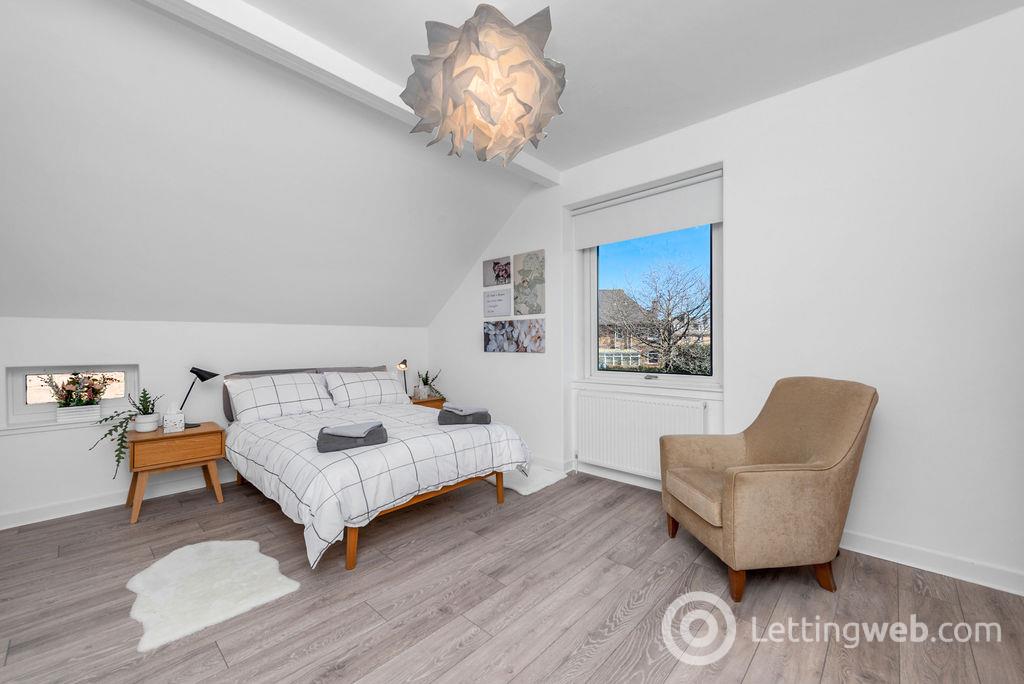 Flat Chesser Grove in City of Edinburgh